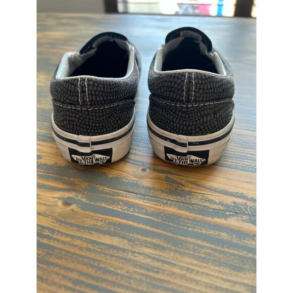 Glow in the Dark Vans Dinosaur 13.5 Easy Slip On - Picture 5 of 7